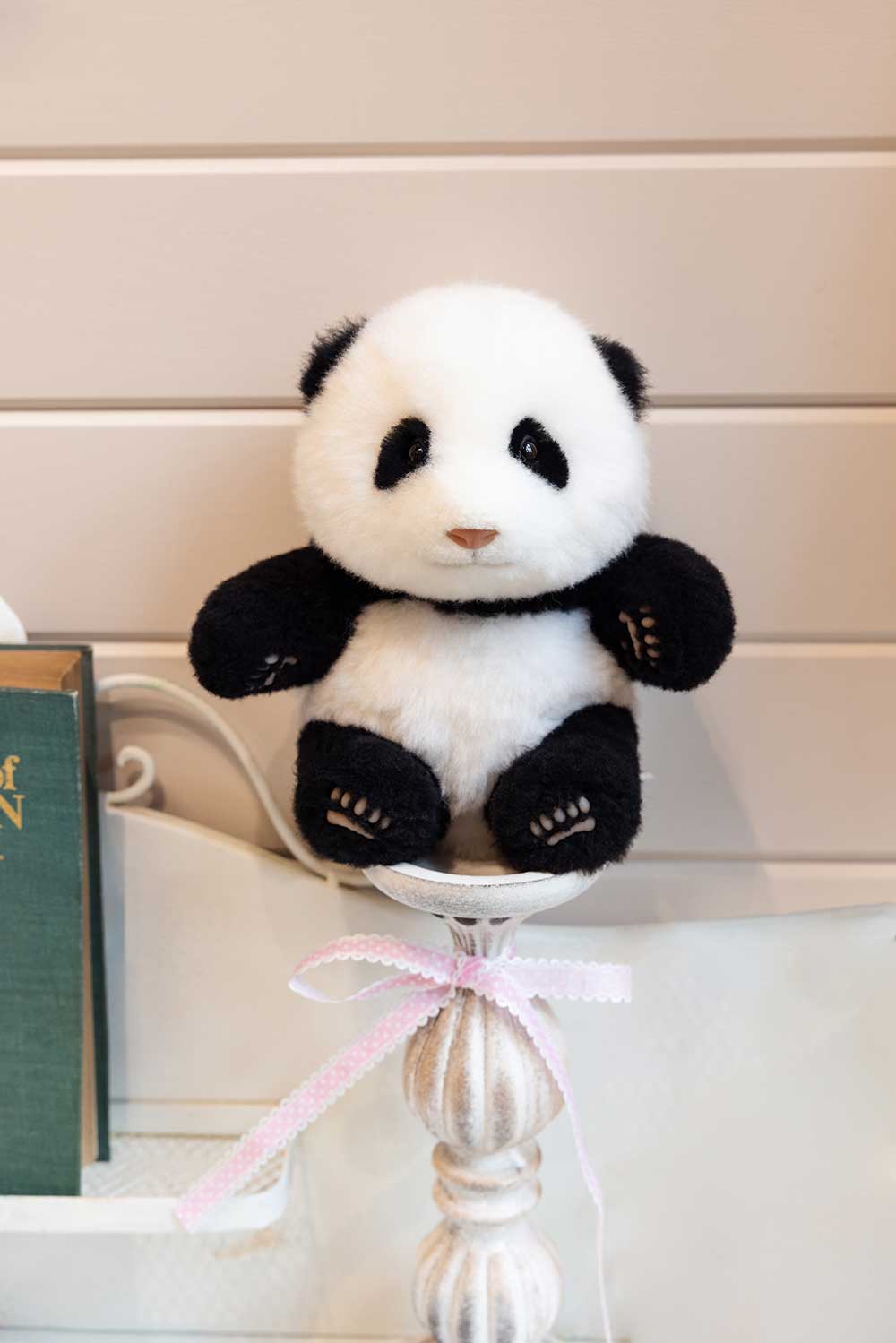 Big Head Series – He Hua Panda (Classic & Poseable Editions)