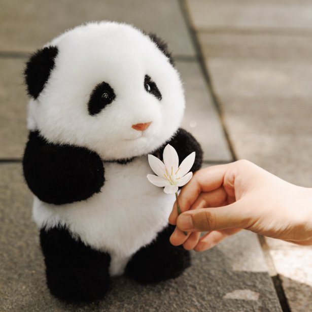 Big Head Series – He Hua Panda (Classic & Poseable Editions)